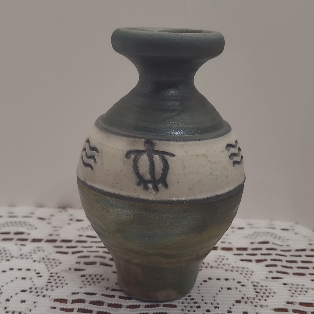 Christopher Matti Fire Raku Petroglyph Art Pottery Vase Maui Signed 2003
